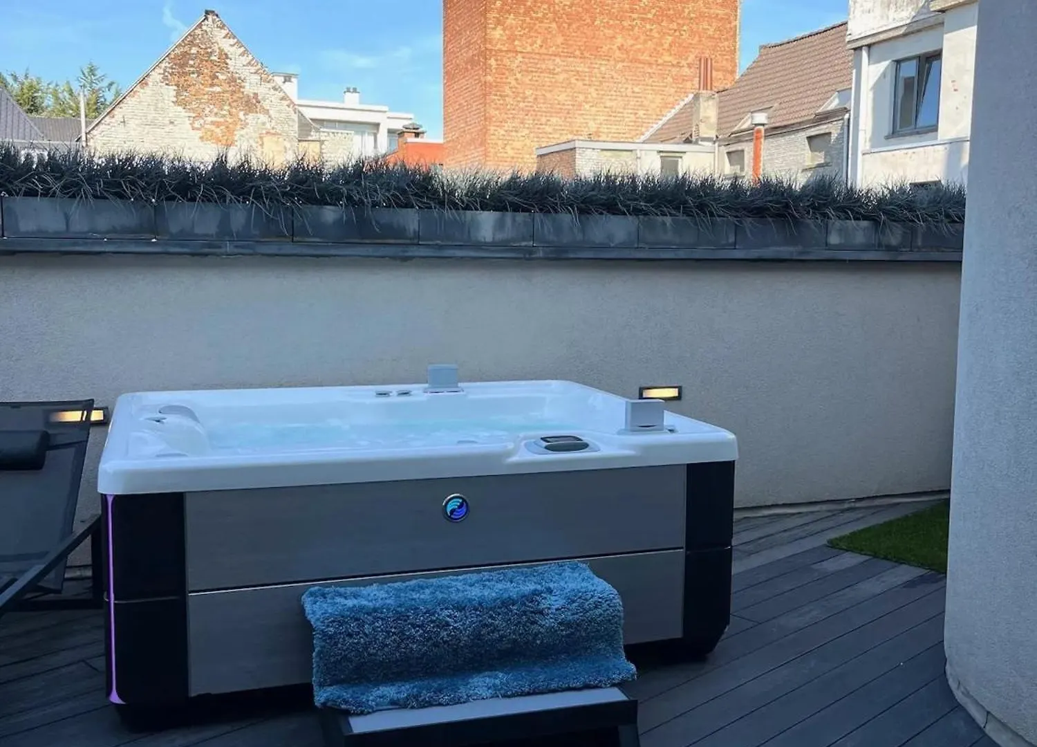 Cosy House In Vilvoorde With Jacuzzi And Spa